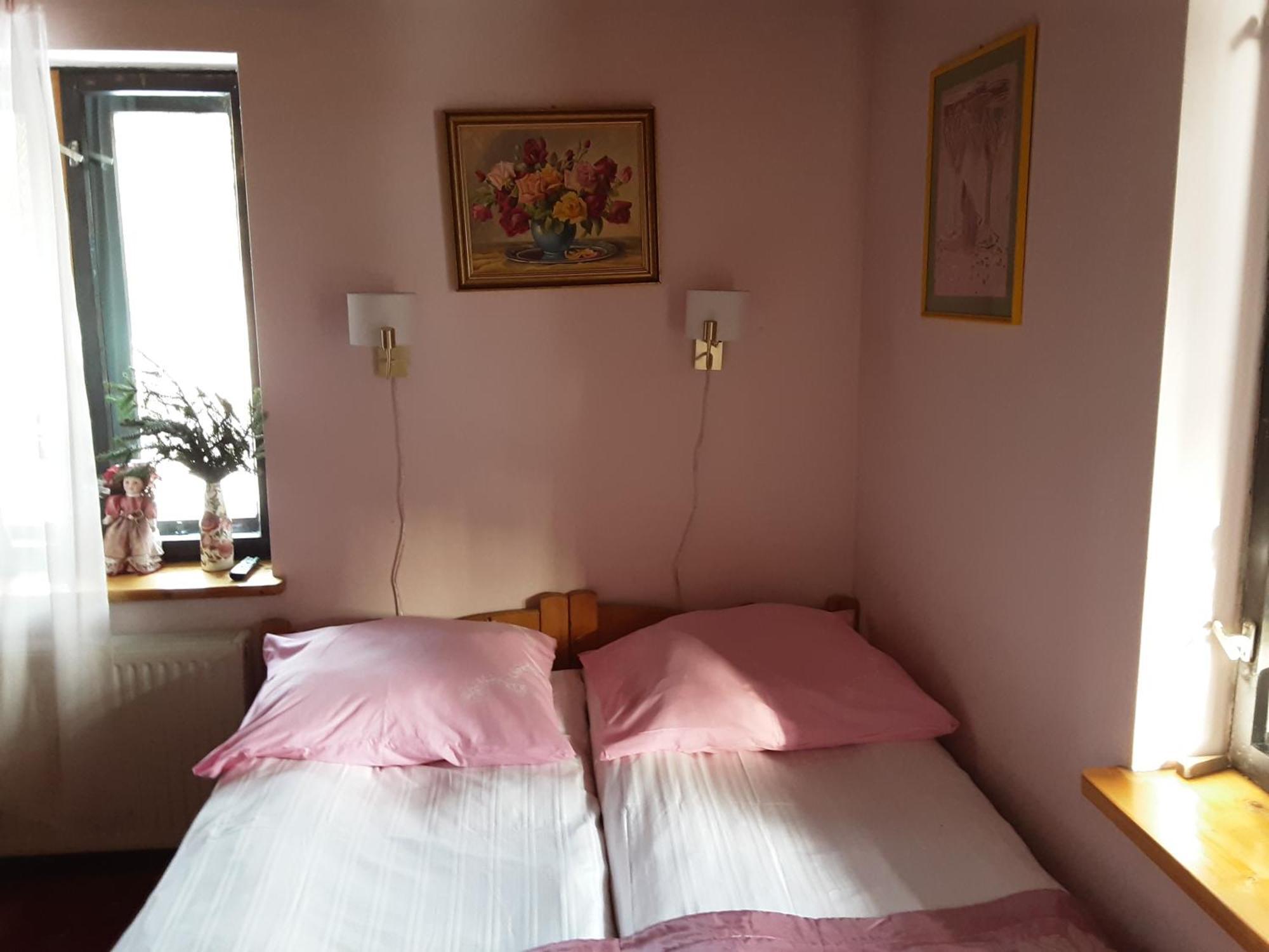 Contra Homestay *